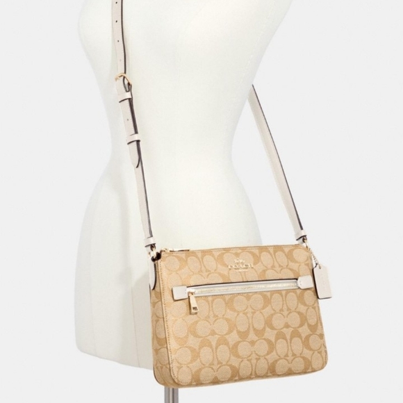 Coach Handbags - Signature Gallery File Bag